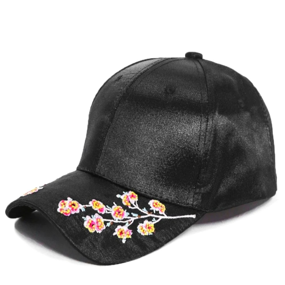 🖤 Forever 21 Embroidered Satin Baseball Cap🖤